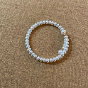 Pearl bracelet